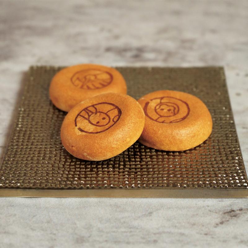 胡麻もちもち 3個入 | 【梅林堂】-公式オンラインショップ